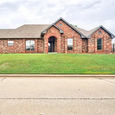 Image 1 - 1801 Deerwood Trail, Midwest City, OK 73130, USA - House for sale