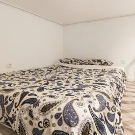 Rent this studio apartment on Madrid in Calle de Buenavista, 32