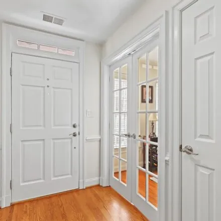 Image 6 - 31 Alexander Street, Alexandria, VA 22314, USA - Townhouse for sale