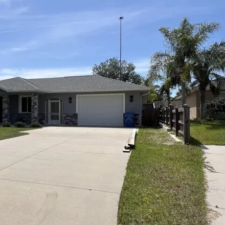 Image 1 - 2010 Forest Avenue, Daytona Beach, FL 32119, USA - House for rent