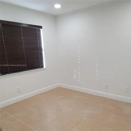 Image 7 - 1125 Northwest 122nd Terrace, Pembroke Pines, FL 33026, USA - Townhouse for rent