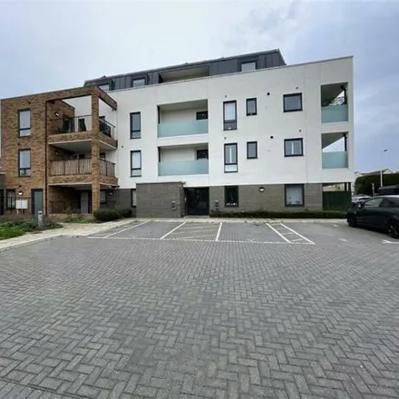 Buy this 2 bed apartment on Masefield Crescent in Straight Road, London