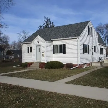 Buy this 4 bed house on 17th Street in Emmetsburg, IA 50536