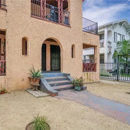 Image 2 - 1746 West 64th Street, Los Angeles, CA 90047, USA - House for sale