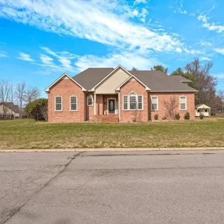 Buy this 3 bed house on 399 Lyon Drive in Portland, TN 37148