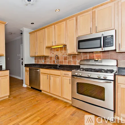 Rent this 2 bed apartment on 632 W Roscoe St