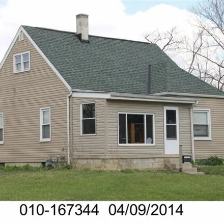 Buy this 3 bed house on 2172 Sagamore Road in Columbus, OH 43219