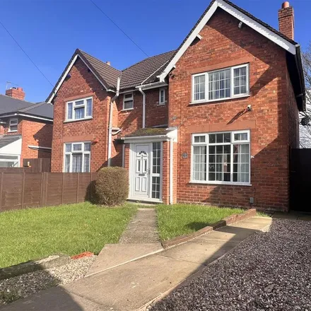 Rent this 3 bed house on 9 Pine Street in Bloxwich, WS3 3AG