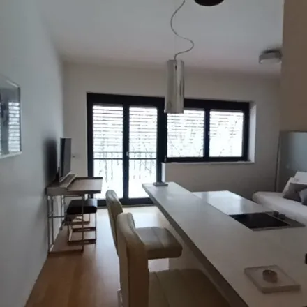 Rent this studio apartment on Mariannenplatz 15 in 10997 Berlin, Germany