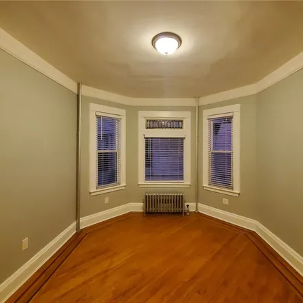 Image 5 - 104-58 91st Avenue, New York, NY 11418, USA - House for rent