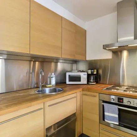 Image 2 - 96a-98a Curtain Road, London, EC2A 3BF, United Kingdom - Apartment for rent