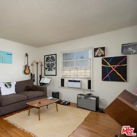 Image 4 - 1643 Selby Avenue, Los Angeles, CA 90024, USA - Townhouse for sale
