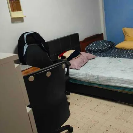Rent this 1 bed room on 429 Ang Mo Kio Avenue 3 in Singapore 560429, Singapore
