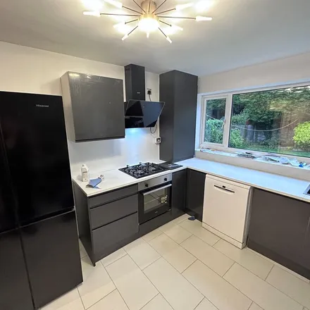 Rent this 3 bed apartment on 124 Altrincham Road in Wilmslow, SK9 5PS