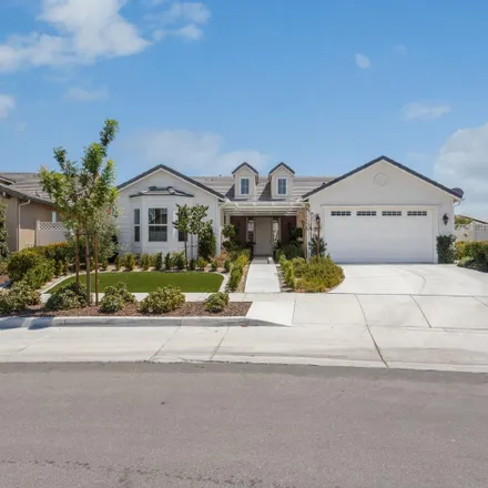 Buy this 2 bed house on 2228 Swanfield Way in Bakersfield, CA 93311