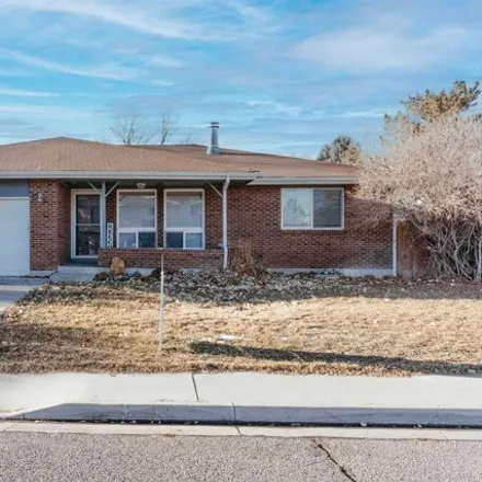 Buy this 5 bed house on 1322 Leeds Avenue in Montrose, CO 81401