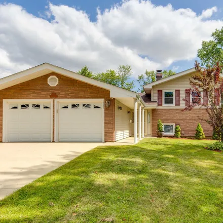 Buy this 4 bed house on 1325 Hassell Drive in Hoffman Estates, Schaumburg Township