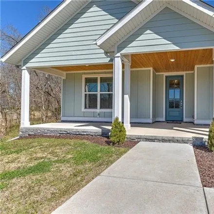 Buy this 4 bed house on 53 Overton Dr in Bella Vista, Arkansas