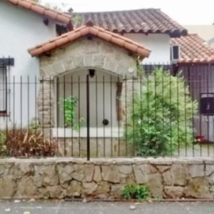 Buy this 3 bed house on Bartolomé Mitre 2116 in Partido de Morón, B1712 JOB Castelar