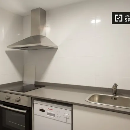 Rent this 3 bed apartment on Carrer de Vistalegre in 15, 08001 Barcelona