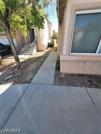 Image 3 - 5300 Clover Blossom Court, North Las Vegas, NV 89031, USA - House for sale