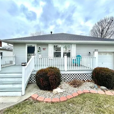 Rent this 3 bed house on 344 East 4th Street in O'Fallon, IL 62269