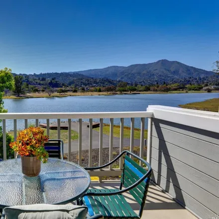 Image 3 - 5274 Shelter Bay Avenue, Mill Valley, CA 94941, USA - Condo for sale