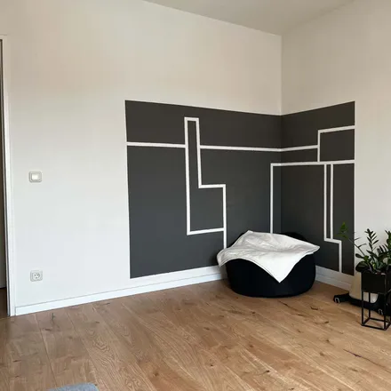 Rent this 2 bed apartment on Peliserkerstraße 84 in 52068 Aachen, Germany