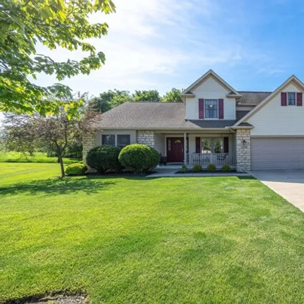 Buy this 3 bed house on 700 Stone Hollow Place in Bellefontaine, OH 43311