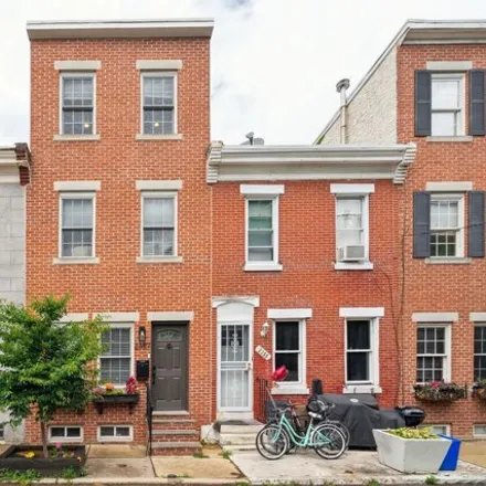 Image 2 - 2357 Montrose Street, Philadelphia, PA 19146, USA - House for rent