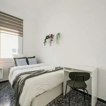 Rent this 5 bed apartment on Carrer de Sardenya in 453, 08001 Barcelona