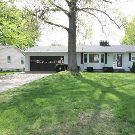 Buy this 4 bed house on 5457 Blaine Avenue Southeast in Kentwood, MI 49508