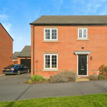 Buy this 4 bed house on unnamed road in Rothwell, LS26 0FB