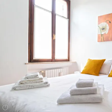 Rent this 2 bed apartment on Via Arnaldo Vassallo in 17, 20125 Milan MI
