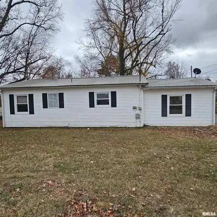 Image 4 - 132 West Mable Street, Dorrisville, Harrisburg, IL 62946, USA - House for sale