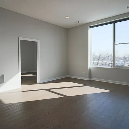 Image 4 - 2249 West Lawrence Avenue, Chicago, IL 60625, USA - Apartment for rent