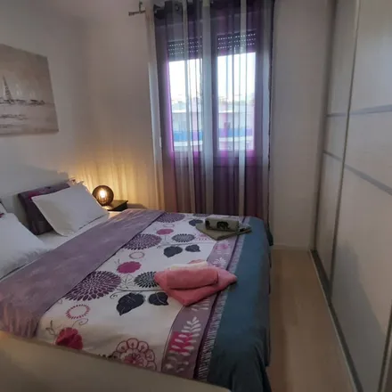 Rent this 1 bed apartment on Stonska 6 in 21000 Split, Croatia