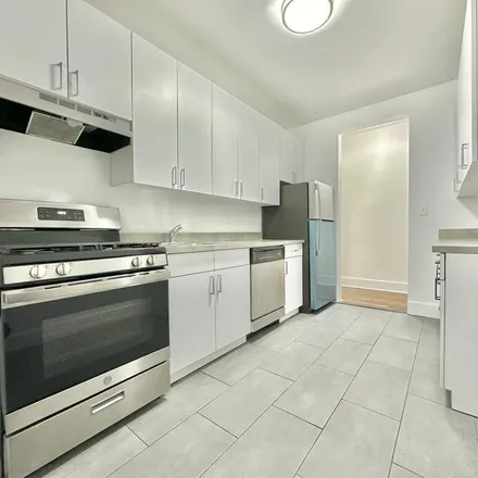 Rent this 3 bed apartment on 130 Wadsworth Avenue in New York, NY 10033