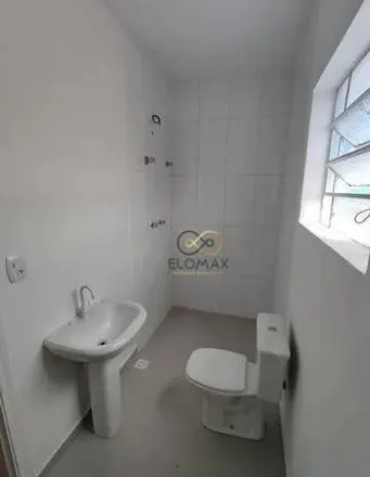 Rent this 2 bed house on Avenida Água Fria 1002 in Jardim França, São Paulo - SP