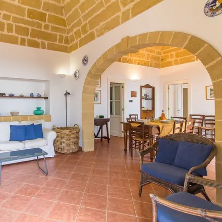 Rent this 4 bed house on Santa Cesarea Terme in Via Roma, Santa Cesarea Terme LE