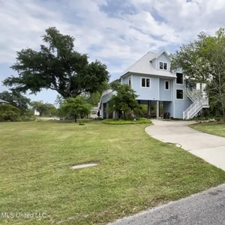 Image 1 - 146 White Harbor Road, Long Beach, MS 39560, USA - House for sale