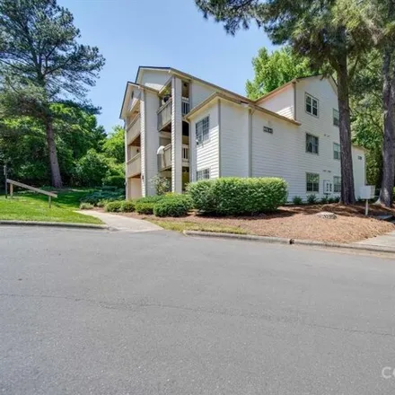 Buy this 2 bed condo on 1042 Churchill Downs Court in Charlotte, NC 28211