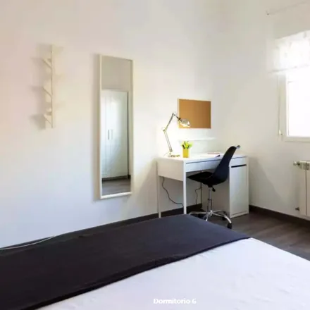 Image 3 - Avenida del Monte Igueldo, 52, 28053 Madrid, Spain - Room for rent