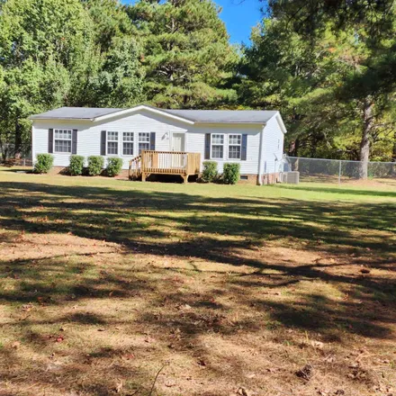 Buy this 3 bed house on 199 Pine Street in Fuquay-Varina, NC 27526