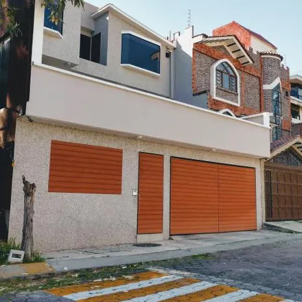 Rent this 3 bed house on Bosque de Bolonia in Colonia Paseos del Bosque, 53200 Naucalpan de Juárez