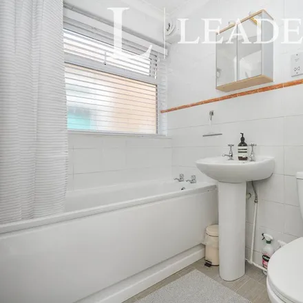 Image 3 - Farnaby Road / Beckenham Lane, Farnaby Road, Bromley Park, London, BR1 4BL, United Kingdom - Apartment for rent