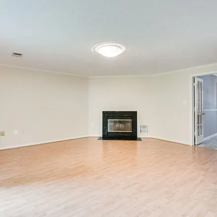 Image 2 - 6273 William Mosby Drive, Centreville, VA 20121, USA - Apartment for rent