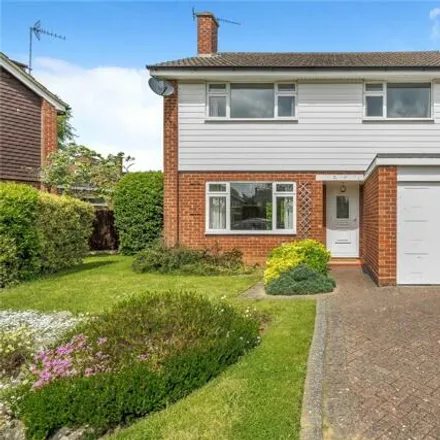 Buy this 4 bed house on Elm Close in Surrey, Surrey