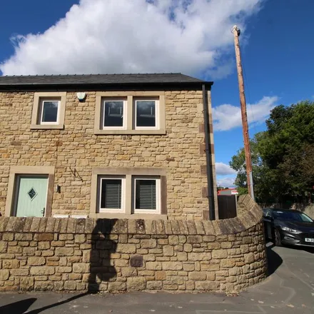 Rent this 3 bed house on St Cecilia's R.C. High School in Chapel Hill, Longridge