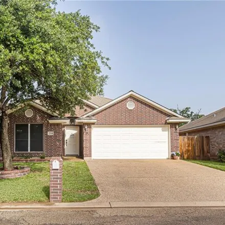 Rent this 3 bed house on 2352 Carisbrooke Loop in College Station, TX 77845
